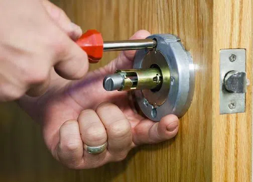 Super Locksmith Services New Canaan, CT 203-893-4218 Super Locksmith Services New Canaan, CT 203-893-4218 - 29-13