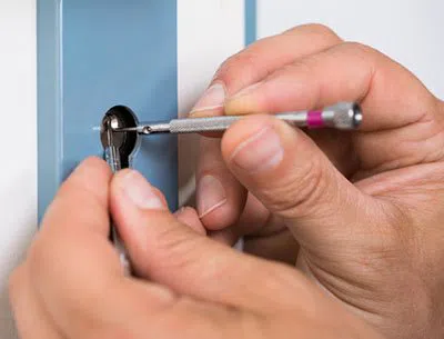 Super Locksmith Services New Canaan, CT 203-893-4218 Super Locksmith Services New Canaan, CT 203-893-4218 - 29-15