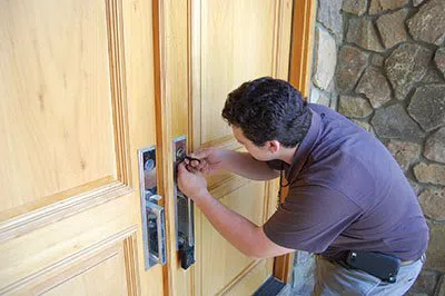 Super Locksmith Services New Canaan, CT 203-893-4218 - 29-16